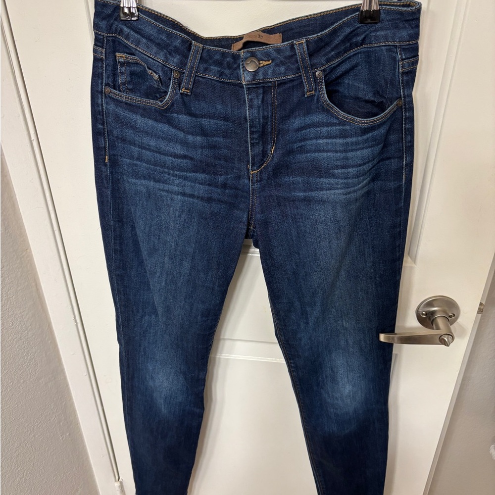 Joe's Jeans Blue Skinny Jeans with Stretch and Fading